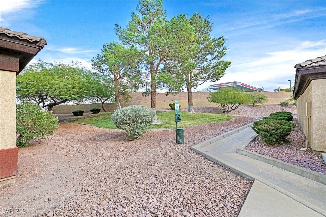 231 West Horizon Ridge Parkway, Unit 713 Henderson, NV 89012 - Photo 17 of 25