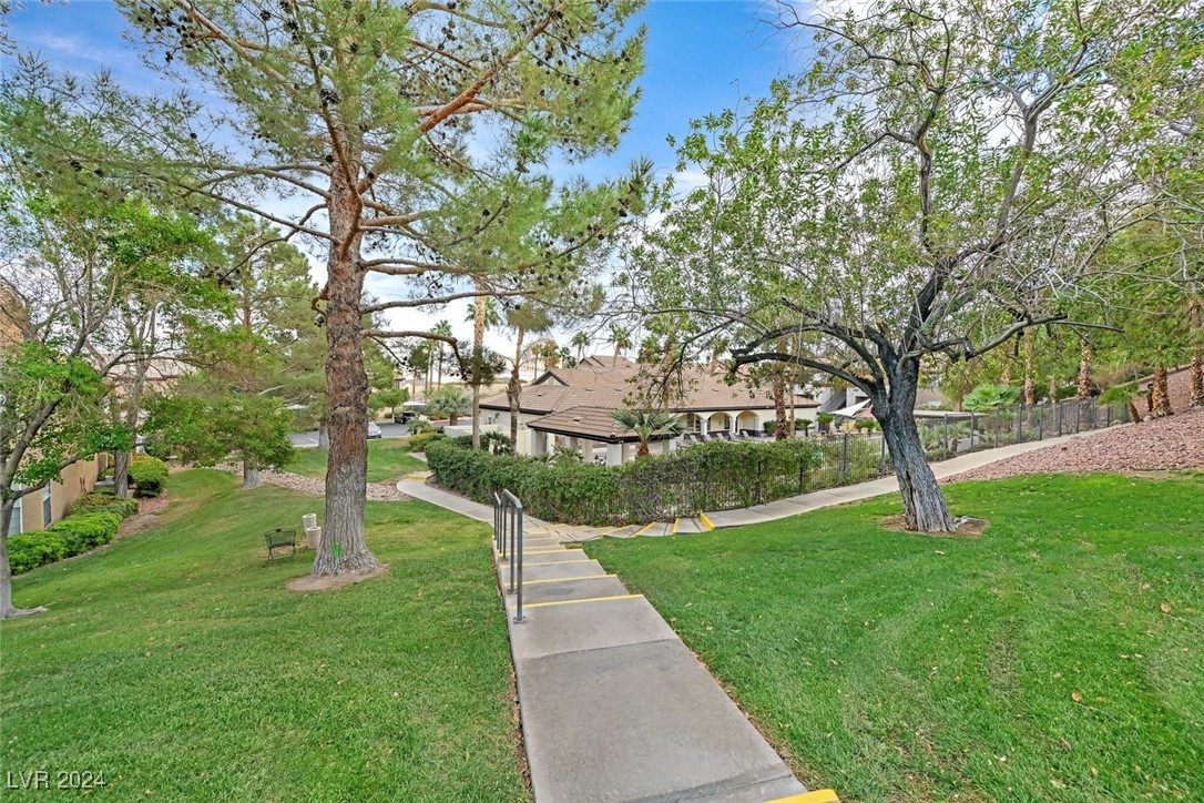 231 West Horizon Ridge Parkway, Unit 713 Henderson, NV 89012 - Photo 23 of 25