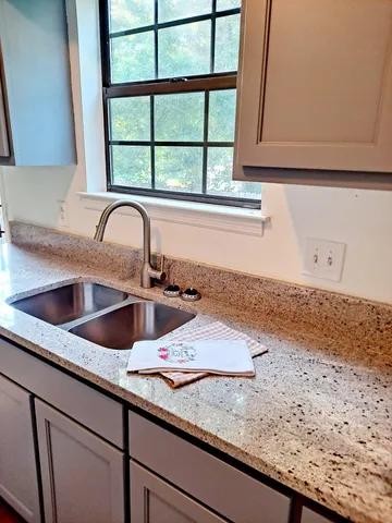 a close view of sink and tap