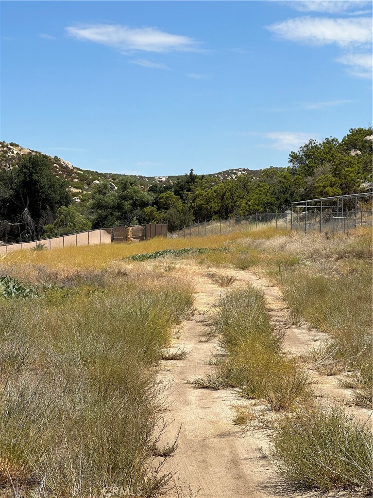 38700 Thomas Road Hemet, CA 92544 - Photo 28 of 30 View of parcel.