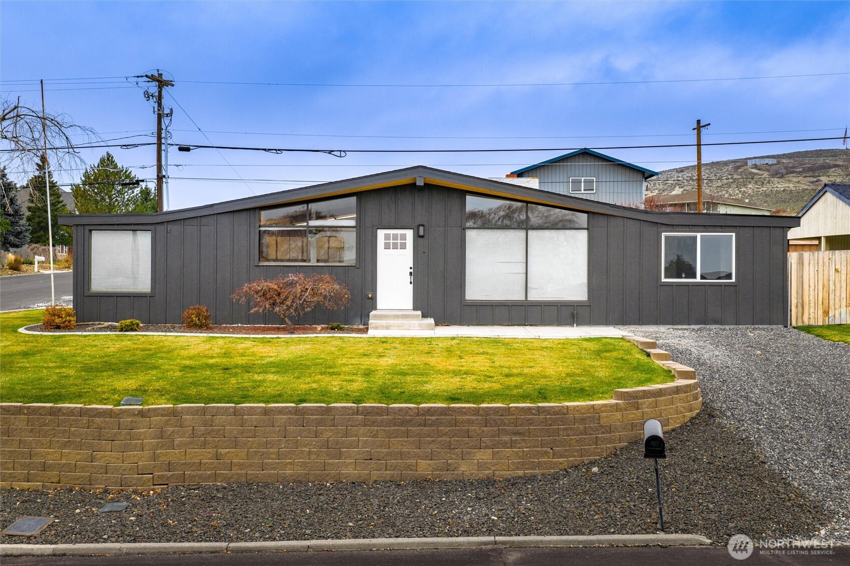 401 Statter Road Ephrata, WA 98823 - Photo 2 of 40 a view of a house with a swimming pool