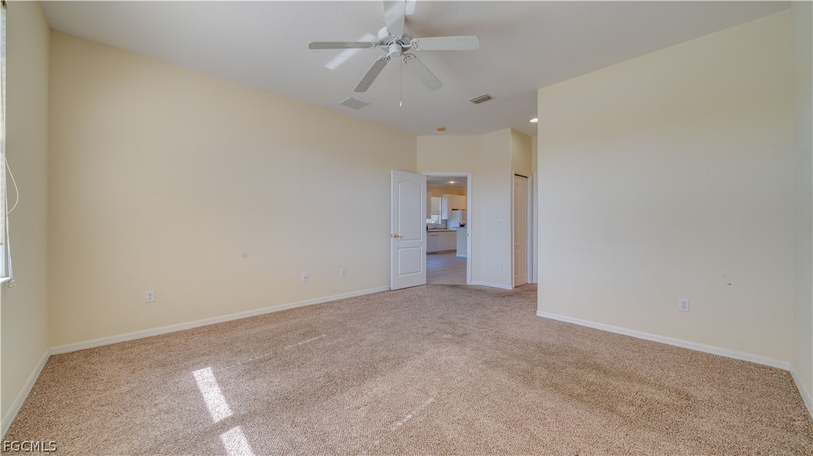 4725 Fairloop Run Lehigh Acres, FL 33973 - Photo 18 of 37 Gallery Image 18