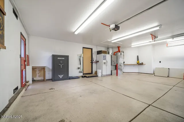 a view of outdoor space yard deck and patio