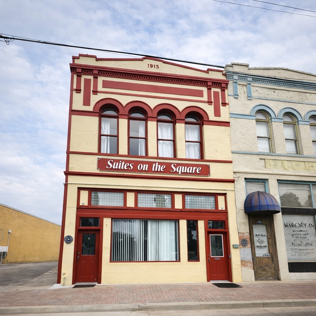 115-117 South Fulton Street Wharton, TX 77488 - Photo 1 of 19