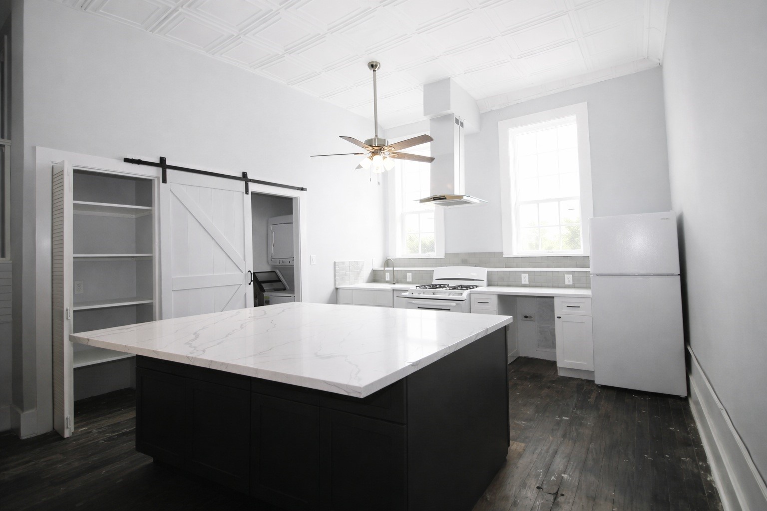 115-117 South Fulton Street Wharton, TX 77488 - Photo 4 of 19