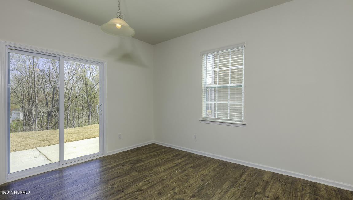 549 Denali Road Winterville, NC 28590 - Photo 11 of 30 1150_INT_BREAKFAST-1