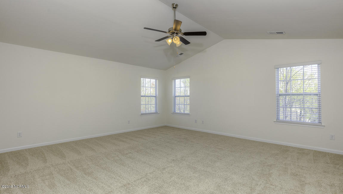 549 Denali Road Winterville, NC 28590 - Photo 27 of 30 1150_INT_OWNERSUITE-1