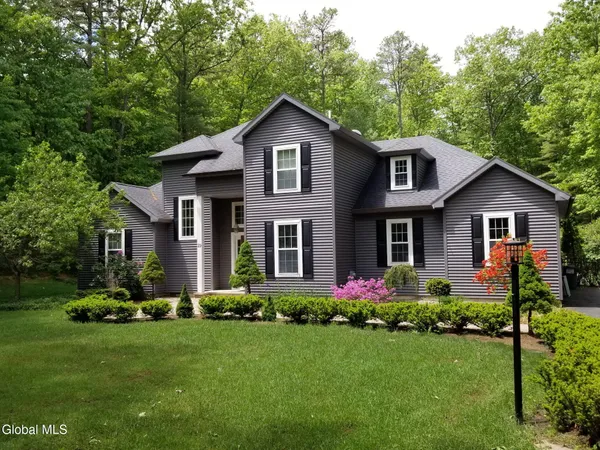 $624,900 | 29 Barrington Drive, Moreau, NY 12831