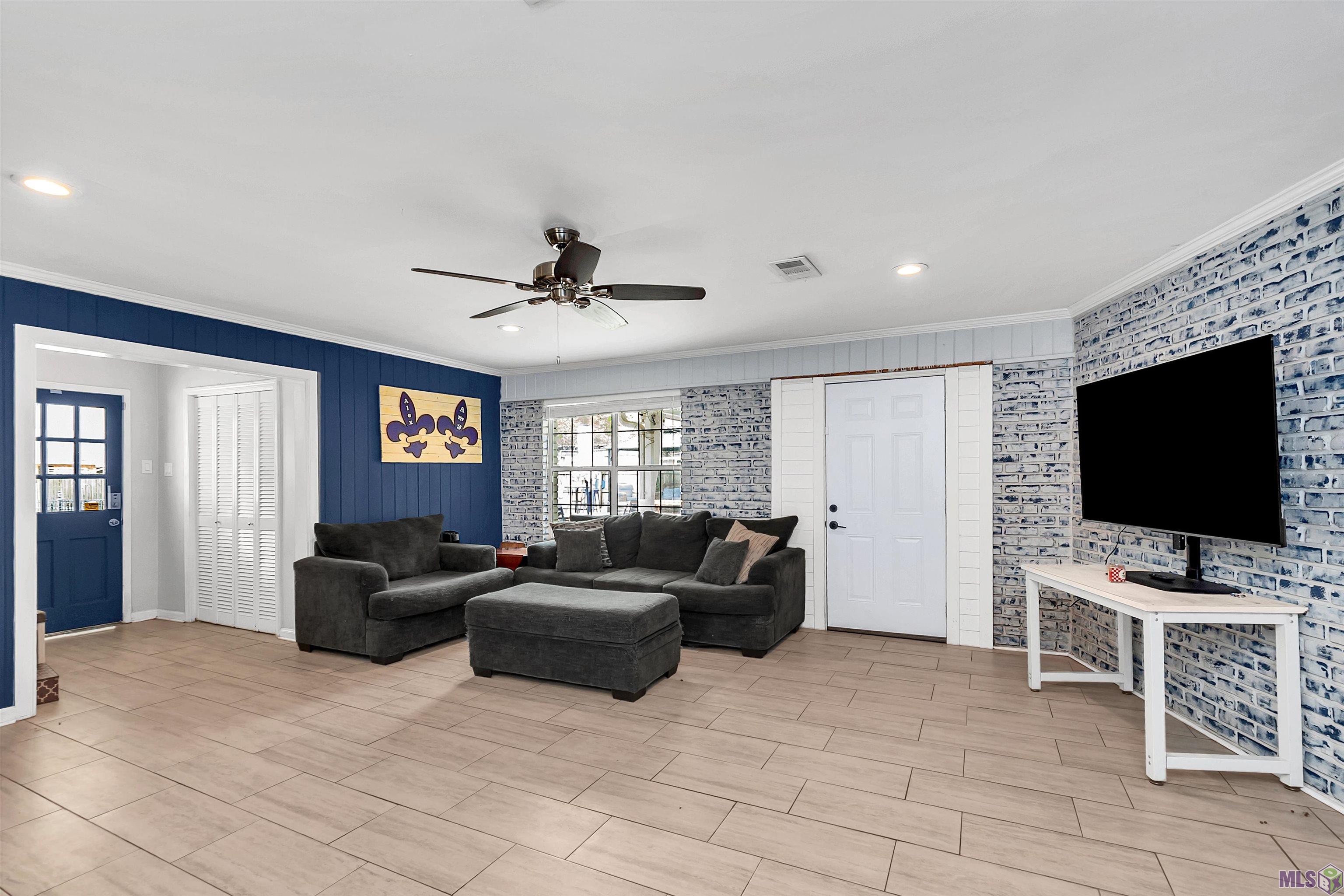 5232 Antioch Boulevard Baton Rouge, LA 70817 - Photo 13 of 23 Family Room