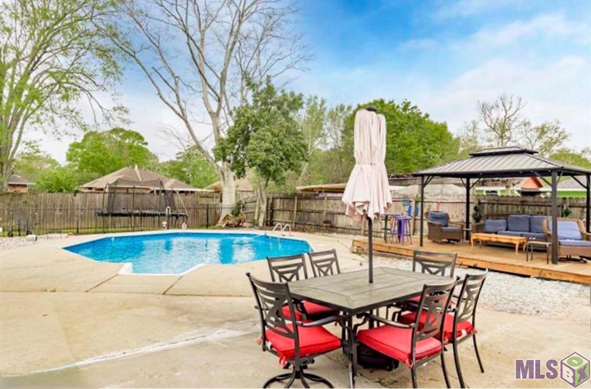 5232 Antioch Boulevard Baton Rouge, LA 70817 - Photo 2 of 23