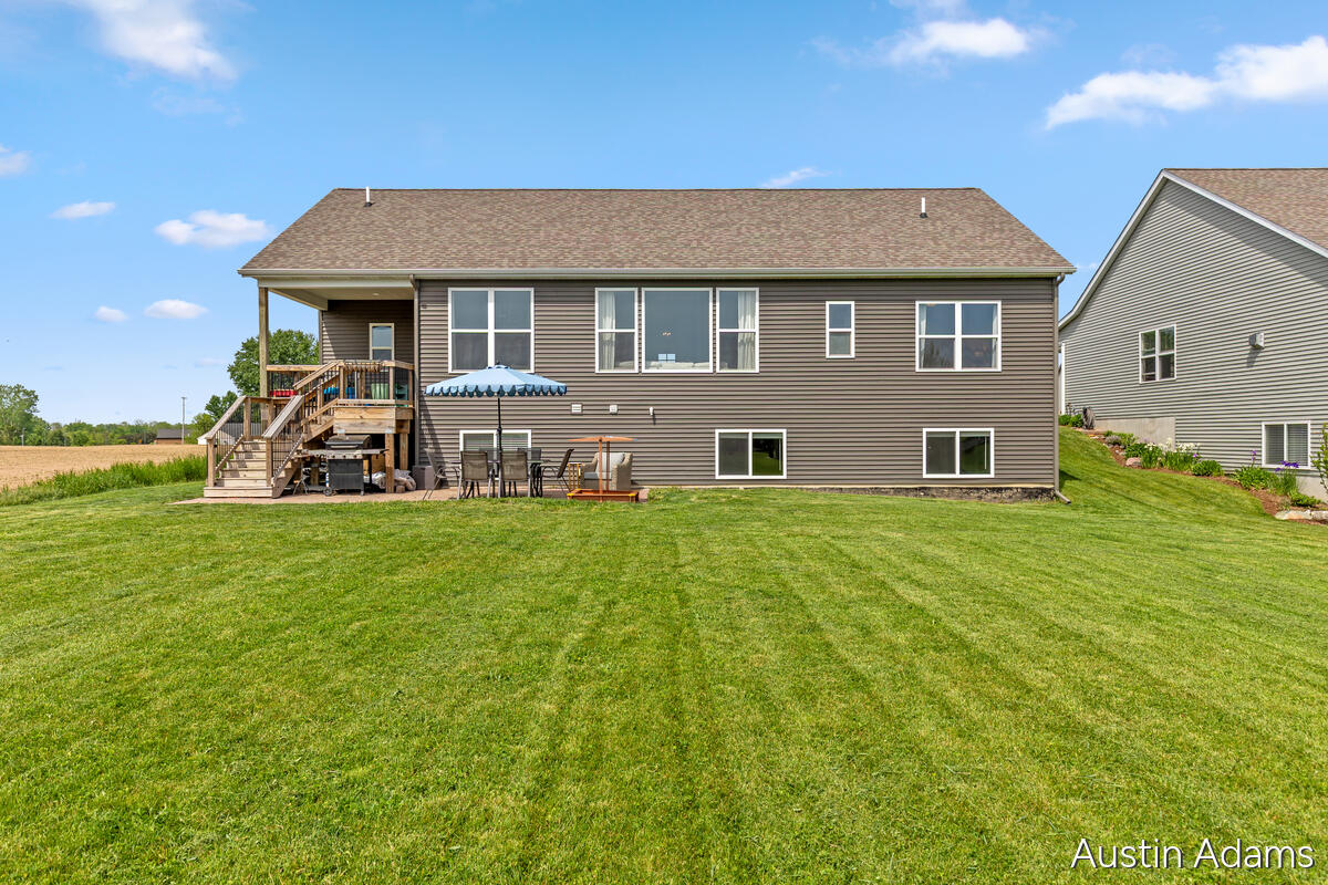 204 Ira Spring Road Holland, MI 49423 - Photo 33 of 47 204-Ira-Spring_032