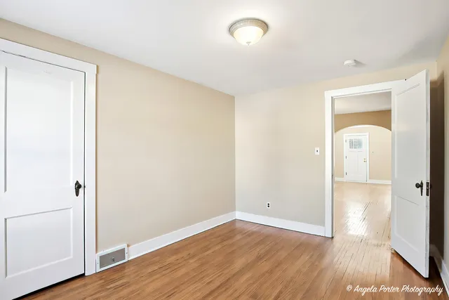 $259,000 | 331 Chestnut Street, Woodstock, IL 60098