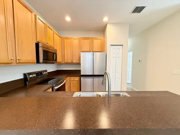 $232,900 | 3051 Southeast Lexington Lakes Drive, Unit 202, Stuart, FL 34994