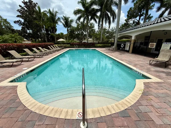 $232,900 | 3051 Southeast Lexington Lakes Drive, Unit 202, Stuart, FL 34994
