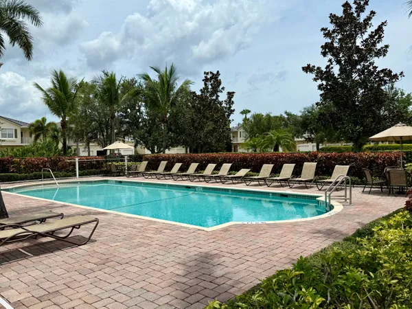 $232,900 | 3051 Southeast Lexington Lakes Drive, Unit 202, Stuart, FL 34994