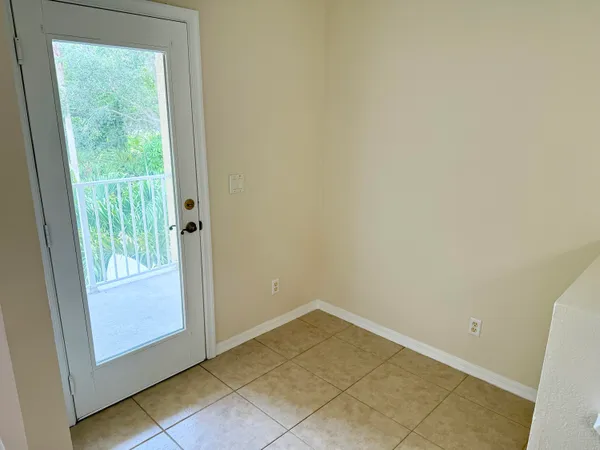$232,900 | 3051 Southeast Lexington Lakes Drive, Unit 202, Stuart, FL 34994