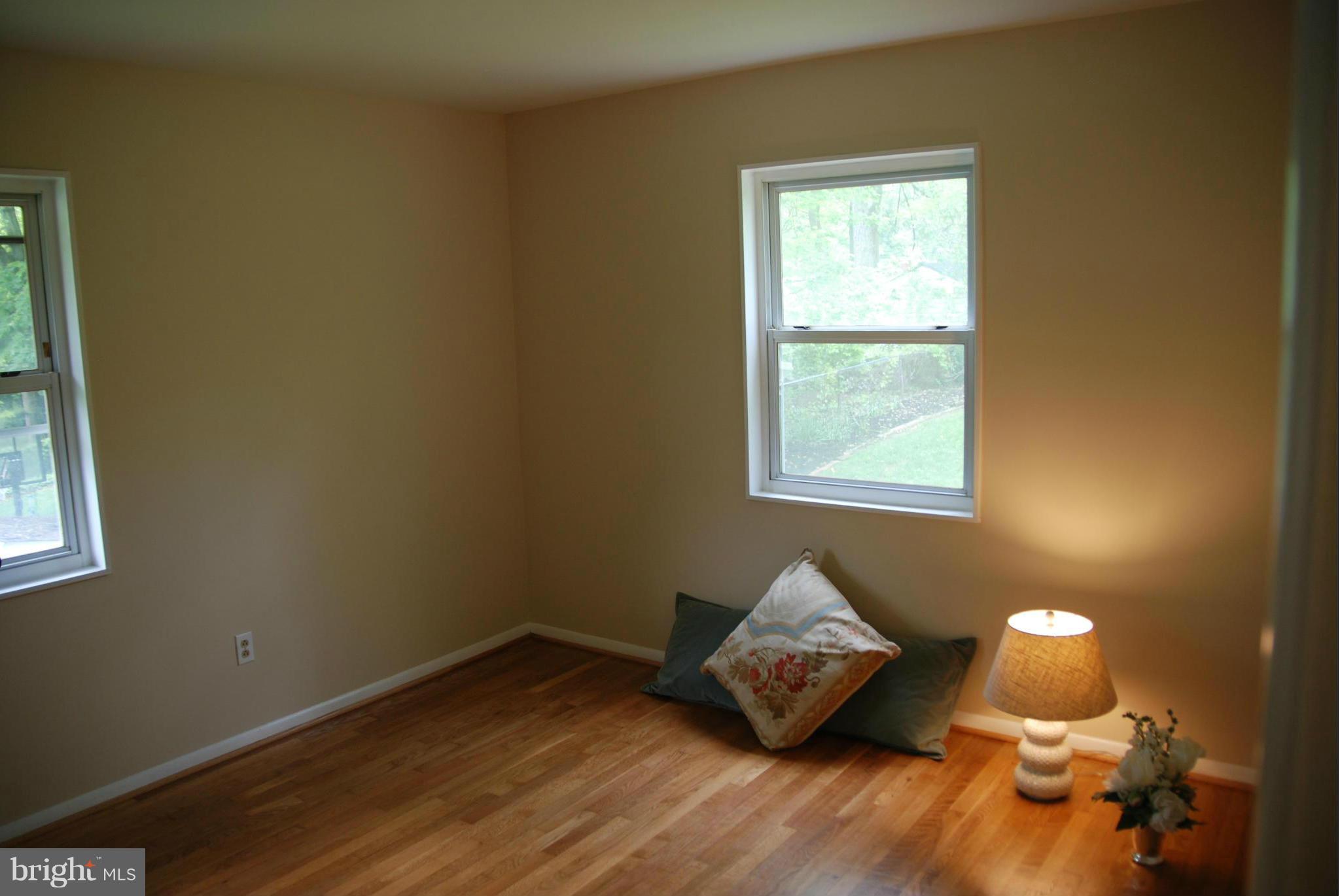 5414 Juliet Street Springfield, VA 22151 - Photo 15 of 24 Bedroom (Master)