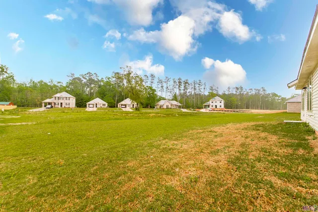 $216,000 | 18112 Fox Hollow Loop, Hammond, LA 70401