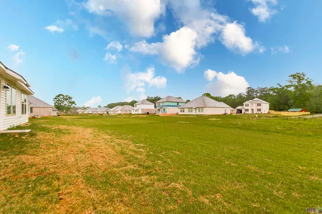 $216,000 | 18112 Fox Hollow Loop, Hammond, LA 70401