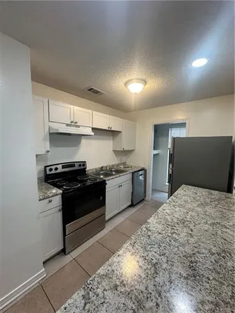 $1,300 | 9408 Lincoln Beach Boulevard, Unit G, New Orleans, LA 70128
