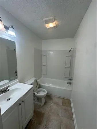 $1,300 | 9408 Lincoln Beach Boulevard, Unit G, New Orleans, LA 70128