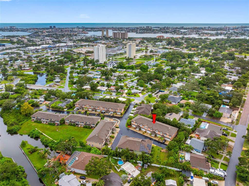 763 Date Palm Lane St. Petersburg, FL 33707 - Photo 7 of 47