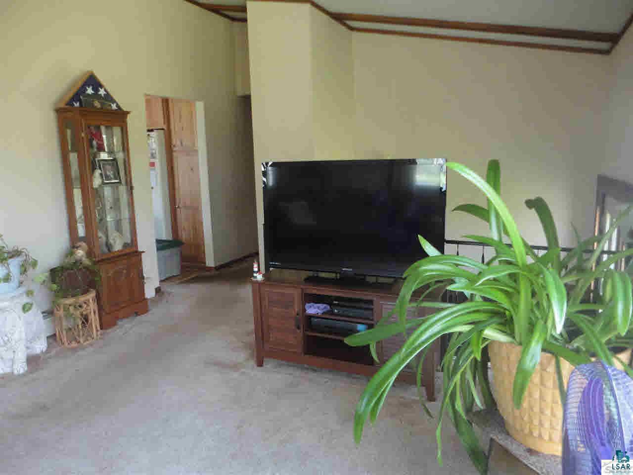 3694 County Road East South Range, WI 54874 - Photo 9 of 12