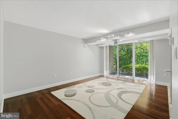 $1,850 | 1425 Northgate Square, Unit 1A, Reston, VA 20190
