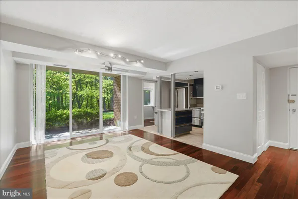 $1,850 | 1425 Northgate Square, Unit 1A, Reston, VA 20190