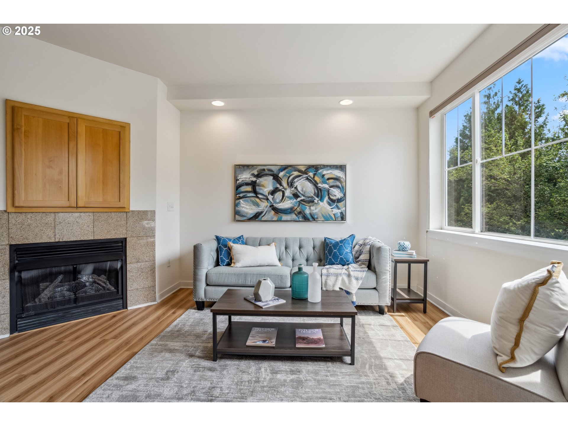 8329 Southwest 24th Avenue Portland, OR 97219 - Photo 8 of 21