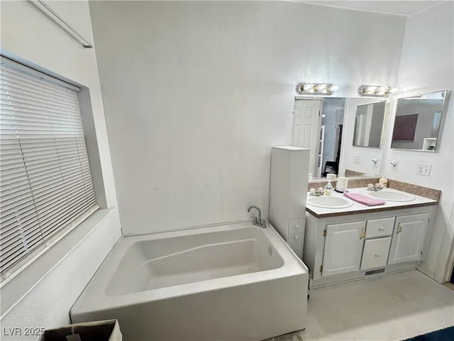 $329,950 | 5680 Doubletree Road, Pahrump, NV 89061