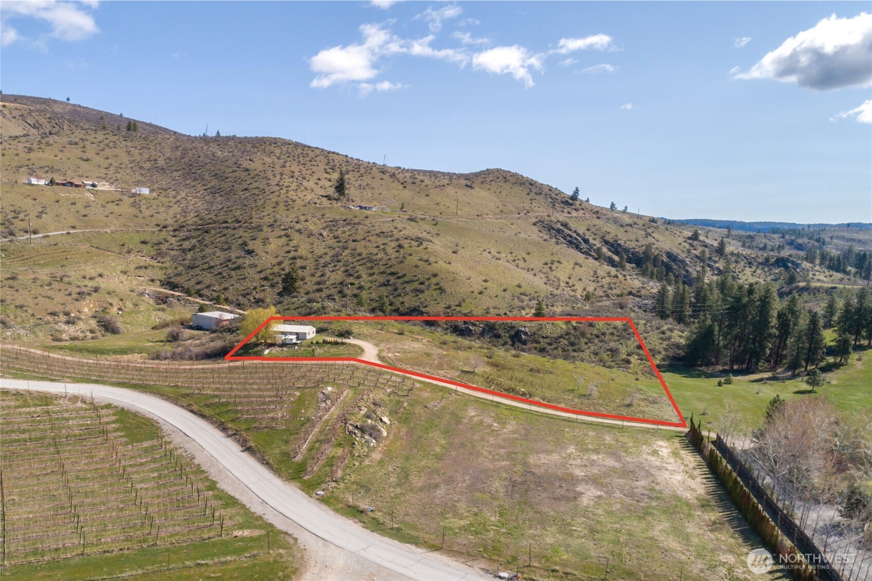 57 Raven Lane Manson, WA 98831 - Photo 4 of 10