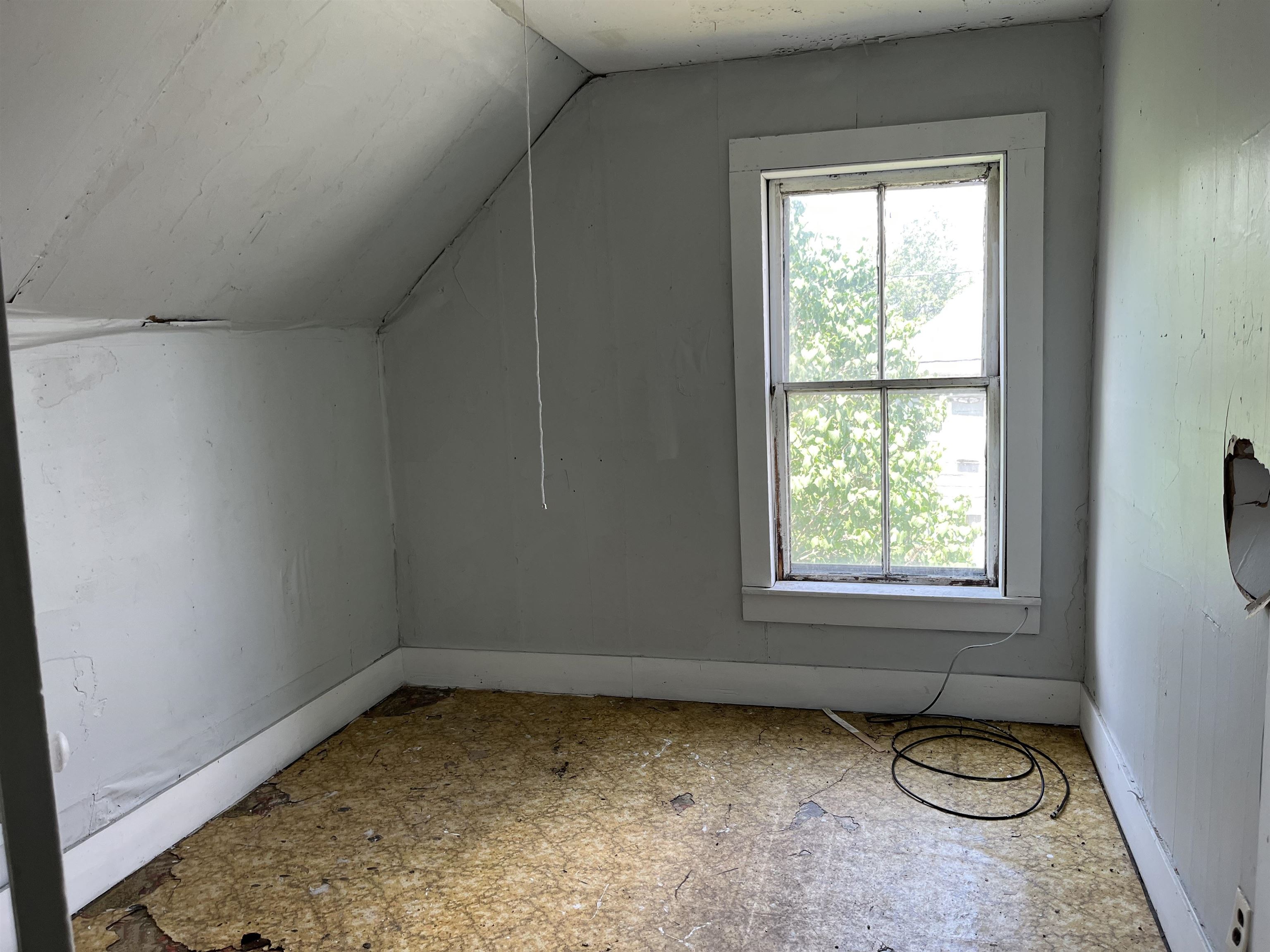 381 Glen Road Newport, VT 05855 - Photo 7 of 13