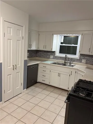 $390,000 | 15566 West 335th Street, Paola, KS 66071