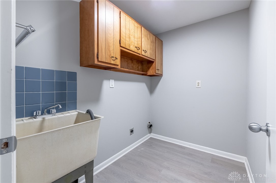 5672 Overbrooke Road Kettering, OH 45440 - Photo 8 of 25 Gallery Image 8