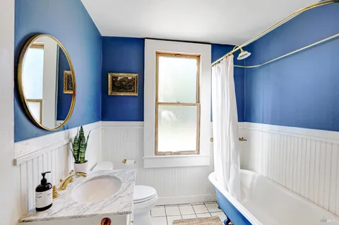 $895,000 | 229-231 Bodega Avenue, Petaluma, CA 94952