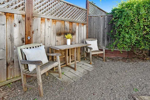 $895,000 | 229-231 Bodega Avenue, Petaluma, CA 94952