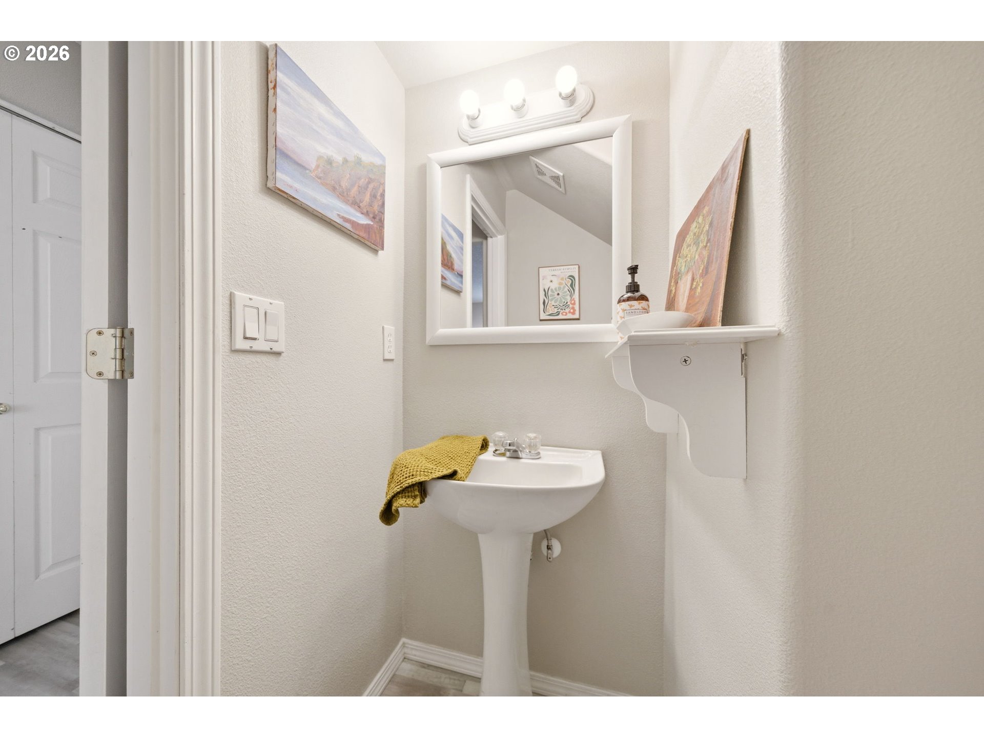 1448 Southwest 208th Avenue Beaverton, OR 97003 - Photo 20 of 39 a bathroom with a sink and a mirror