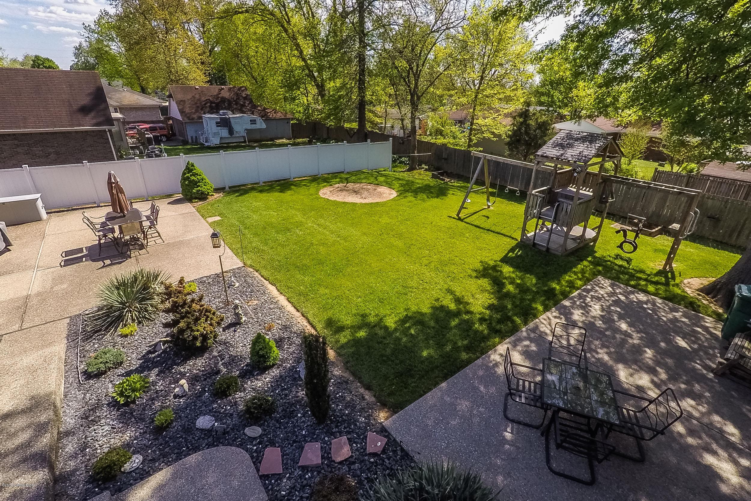151 Stonepost Road Louisville, KY 40229 - Photo 18 of 46 18