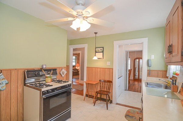 34-36 Oakley Road Watertown, MA 02472 - Photo 12 of 29 Gallery Image 12