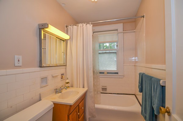 34-36 Oakley Road Watertown, MA 02472 - Photo 15 of 29 Gallery Image 15