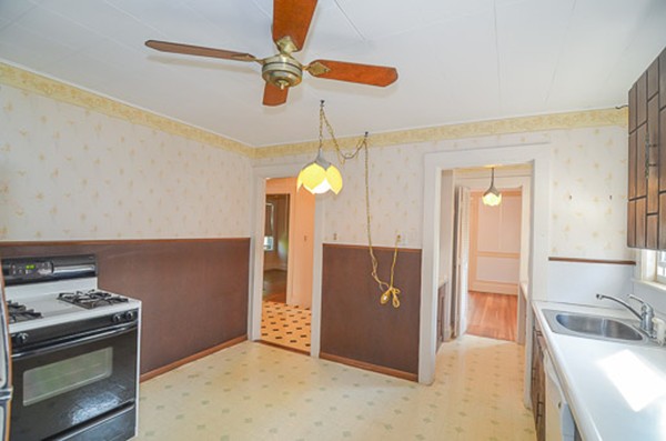 34-36 Oakley Road Watertown, MA 02472 - Photo 21 of 29 Gallery Image 21