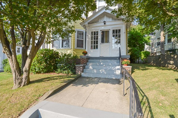 34-36 Oakley Road Watertown, MA 02472 - Photo 4 of 29 Gallery Image 4