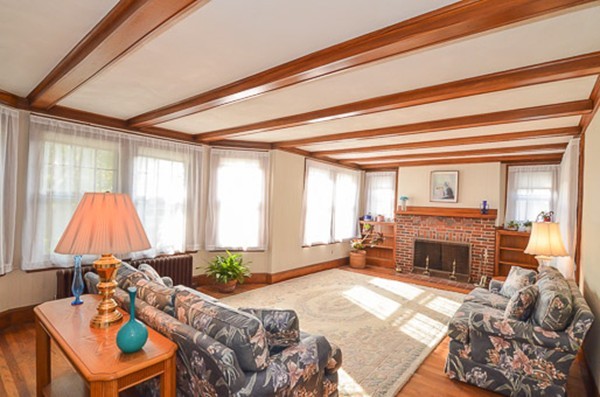 34-36 Oakley Road Watertown, MA 02472 - Photo 6 of 29 Gallery Image 6