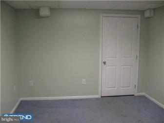 302 Winding Way Clementon, NJ 08021 - Photo 6 of 12 Bonus Room