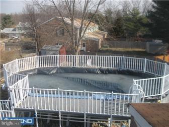 302 Winding Way Clementon, NJ 08021 - Photo 10 of 12 Exterior Back