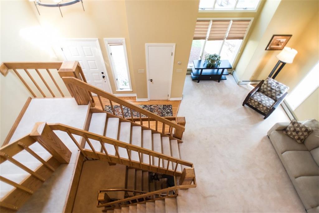 206 Forest Ridge Road Indiana, PA 15701 - Photo 5 of 25 Entrance - Interior View