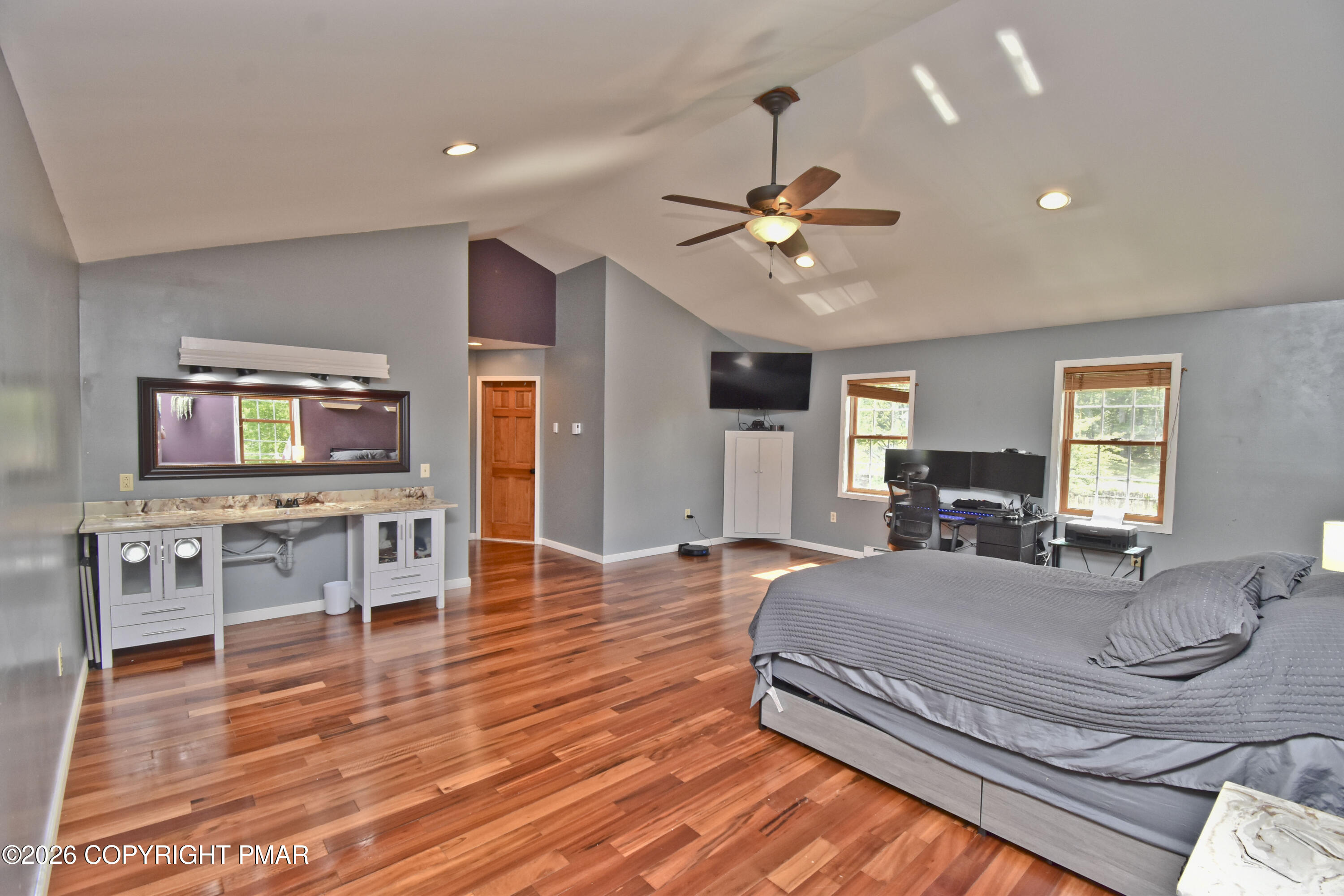 320 Ramble Bush Road Stroudsburg, PA 18360 - Photo 17 of 56 5 Primary (3)