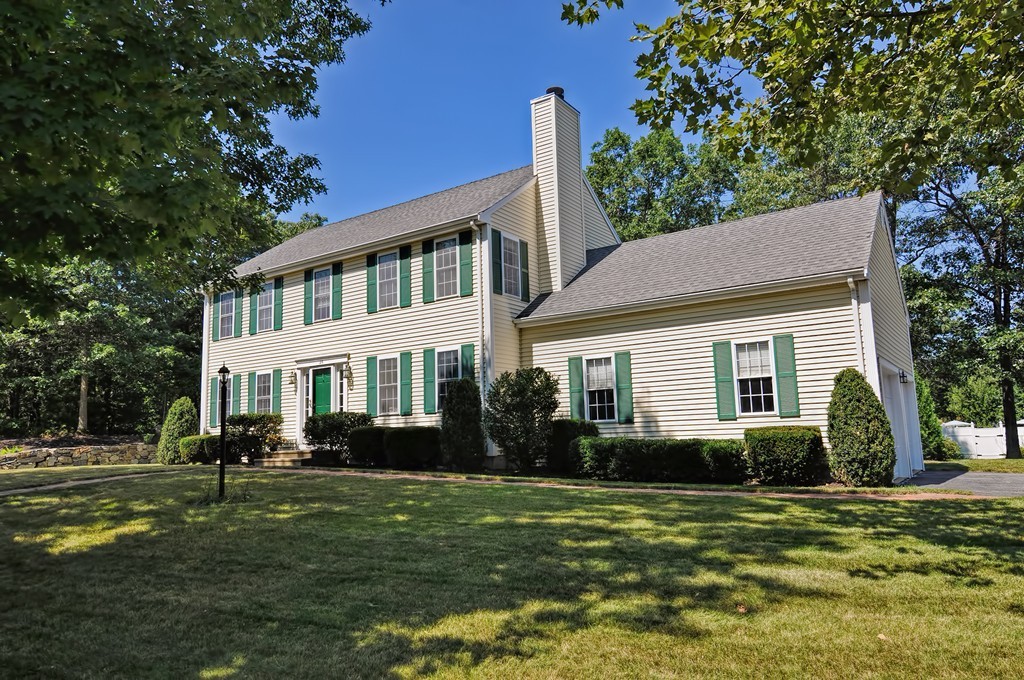 26 Padden Road Franklin, MA 02038 - Photo 1 of 29 Gallery Image 1