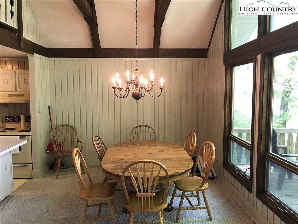 109 North Pinnacle Ridge Road, Unit 18 Beech Mountain, NC 28604 - Photo 4 of 19 Gallery Image 4